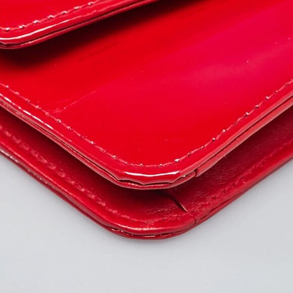 Chanel Red Patent Leather CC Logo Flap Wallet - Picture 4 of 12